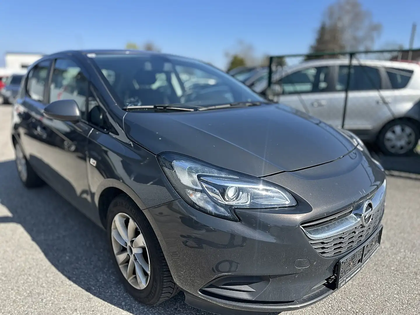 Opel Corsa 1,0 Grau - 2