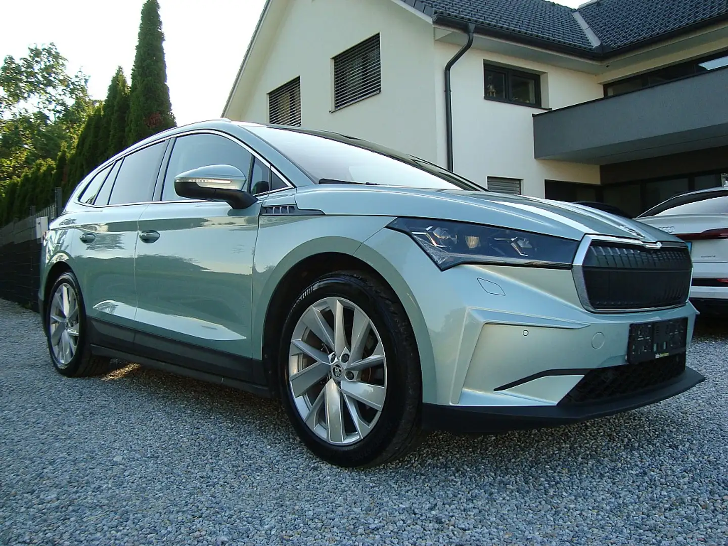 Skoda Enyaq Garantie 1-Hand Top Panorama Nur 52 Tkm !! Silber - 1