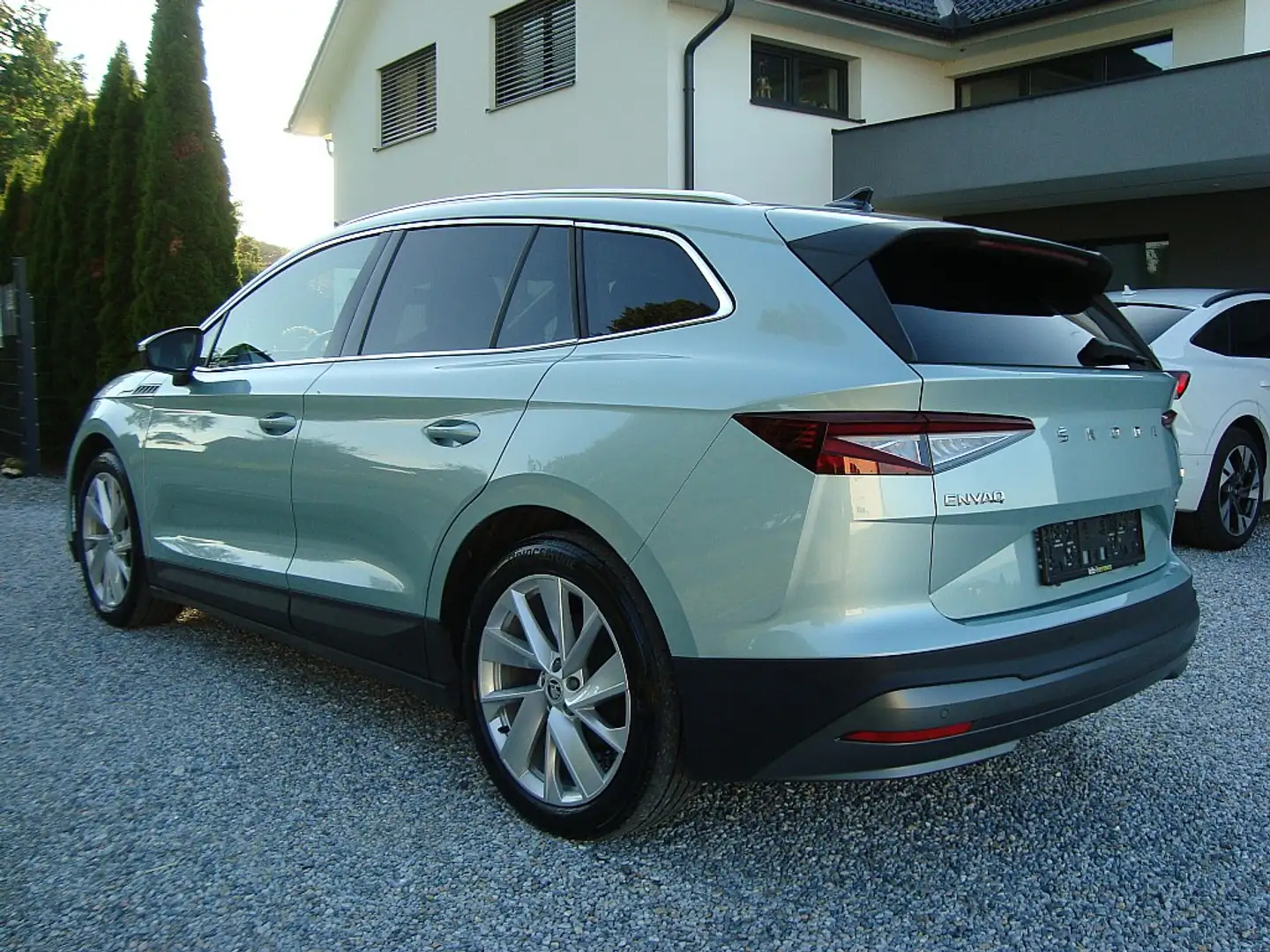 Skoda Enyaq Garantie 1-Hand Top Panorama Nur 52 Tkm !! Silber - 2