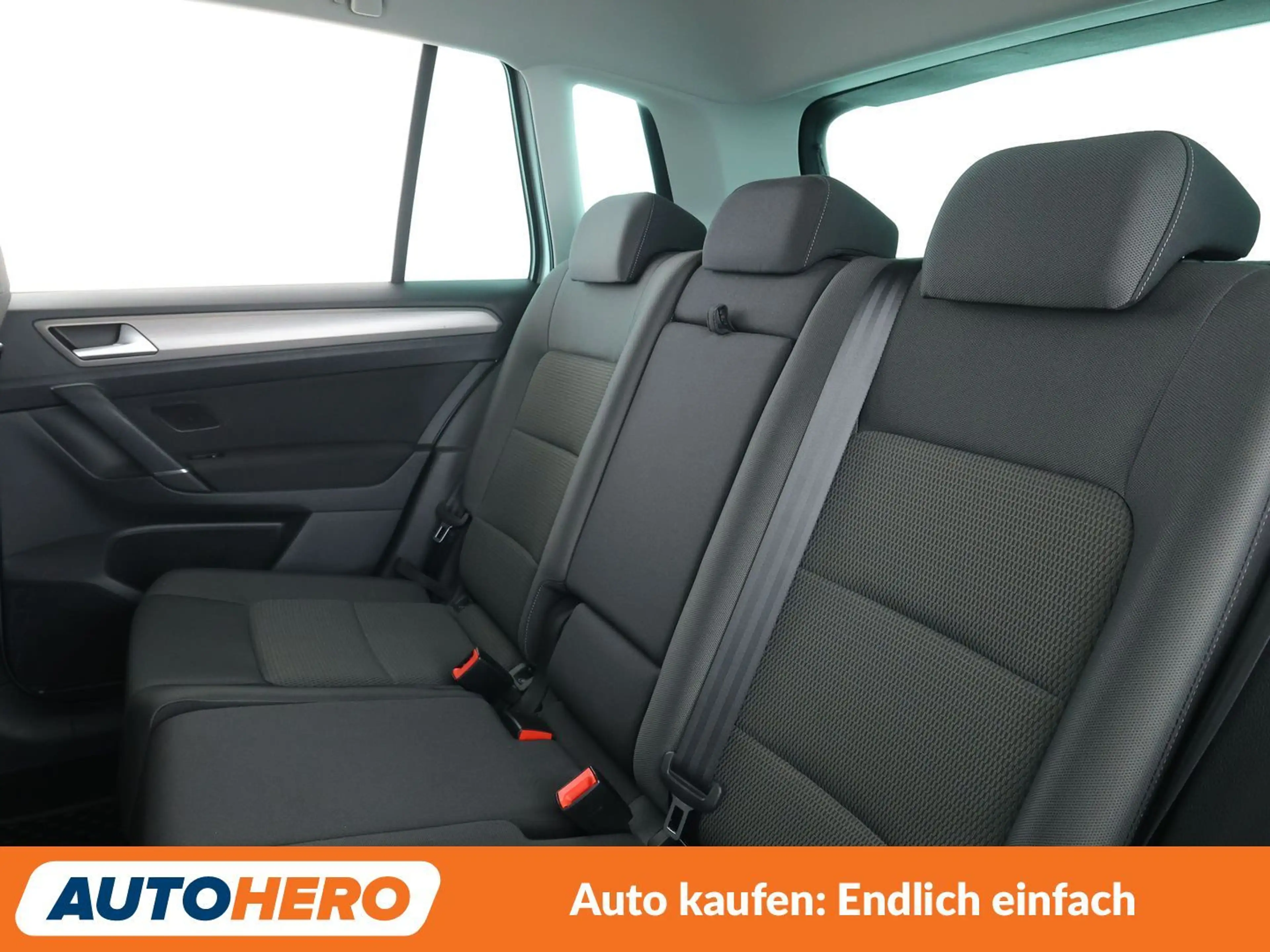 Volkswagen Golf Sportsvan 1.6 TDI Comfortline BMT*NAVI*XENON*ACC* — photo 14