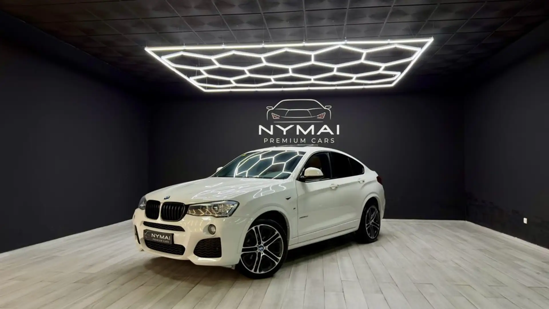 BMW X4 xDrive 20dA Weiß - 1