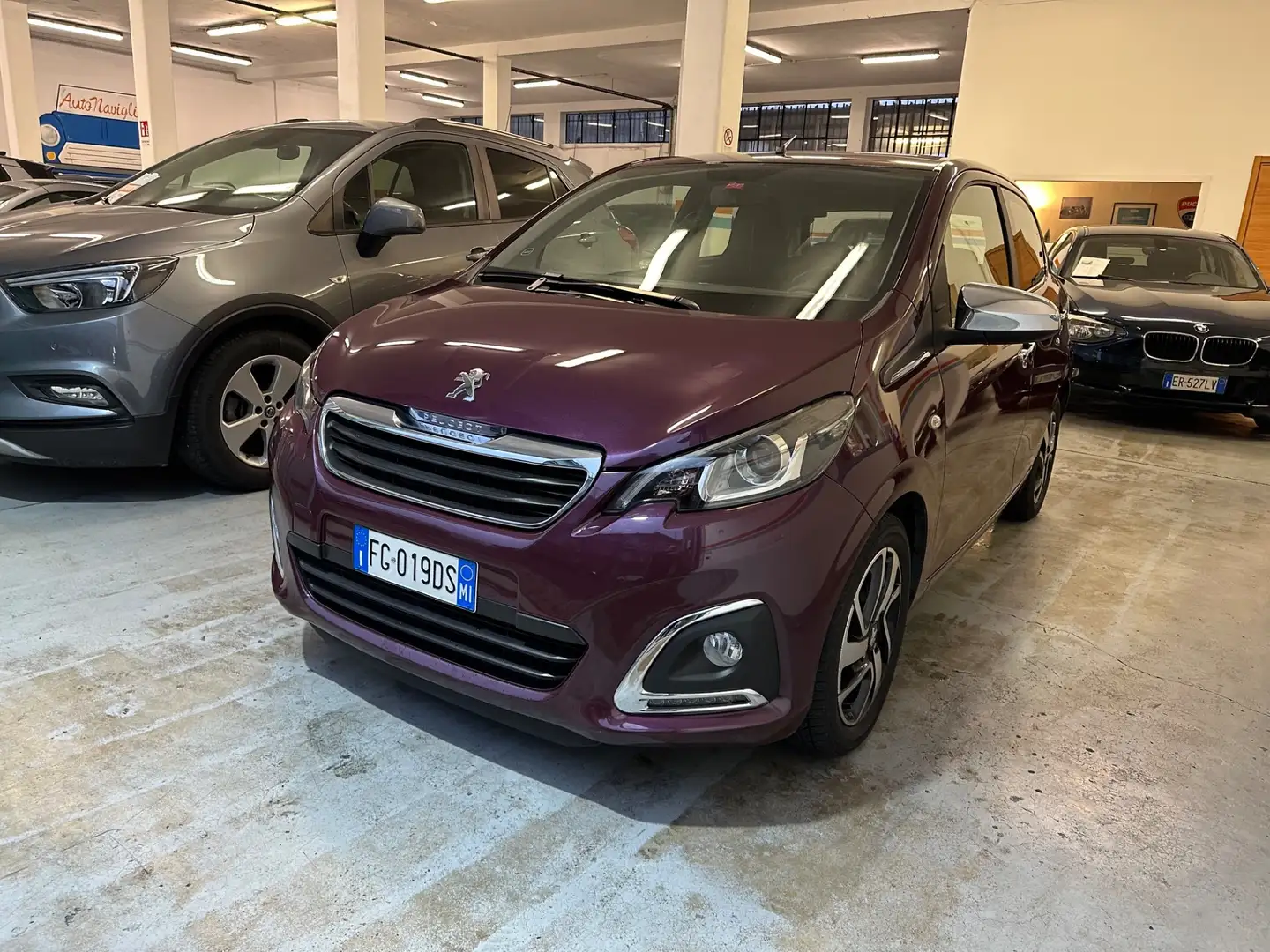 Peugeot 108 VTi 68 5 porte Allure Violett - 1