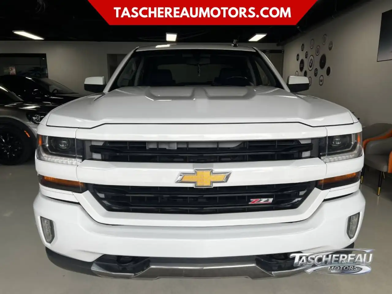 Chevrolet Silverado 1500 снимка Chevrolet Silverado 1500