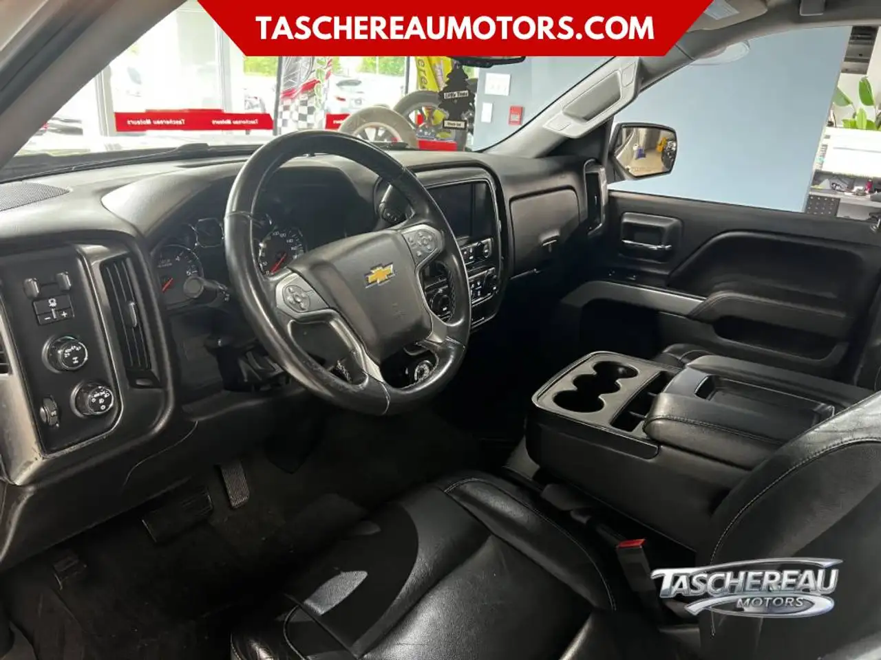 Chevrolet Silverado 1500 снимка Chevrolet Silverado 1500
