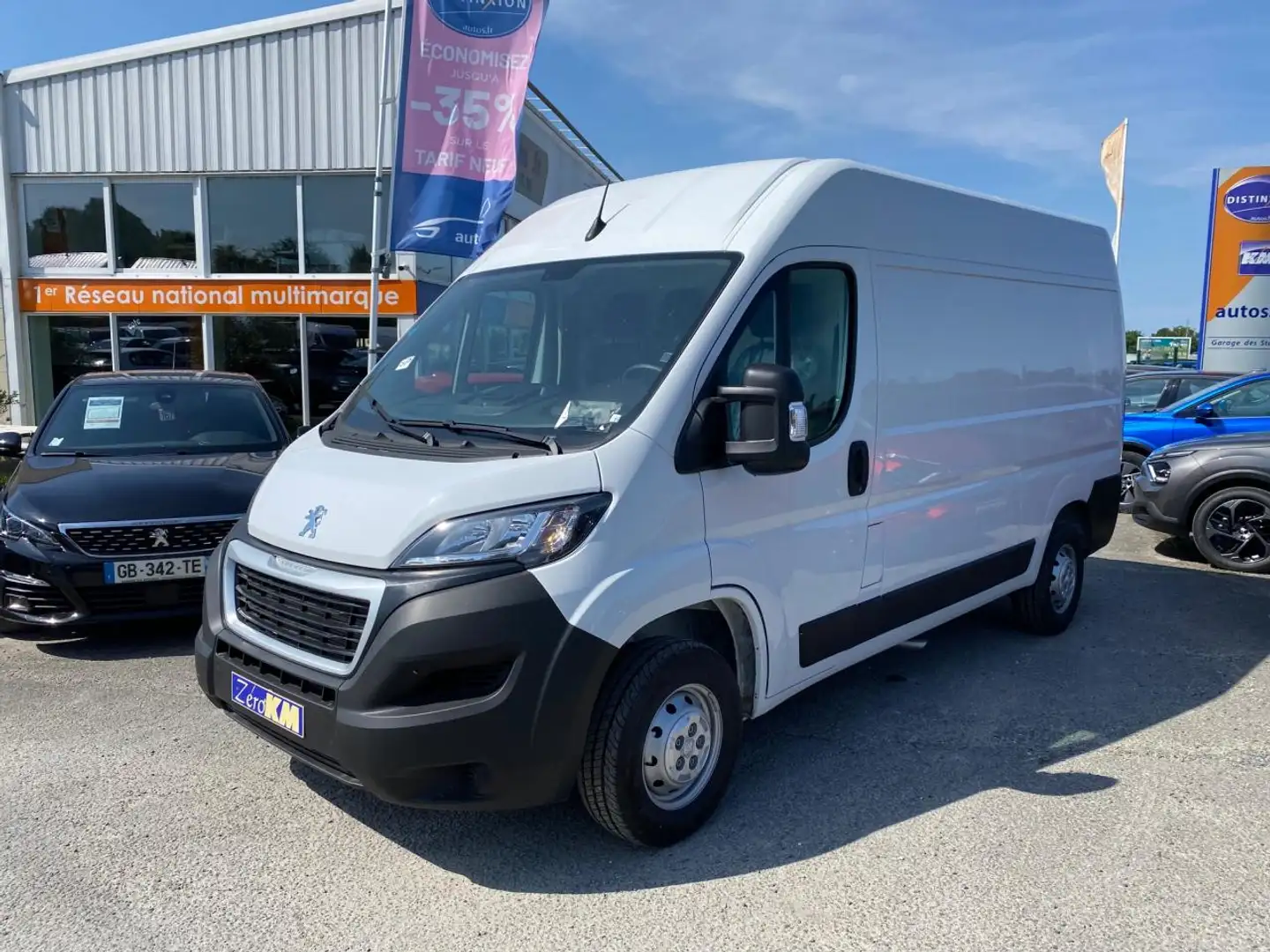 Peugeot Boxer L2H2 2.2 BLUEHDI S\u0026S 140 III 335 PREMIUM + RA Blanc - 1