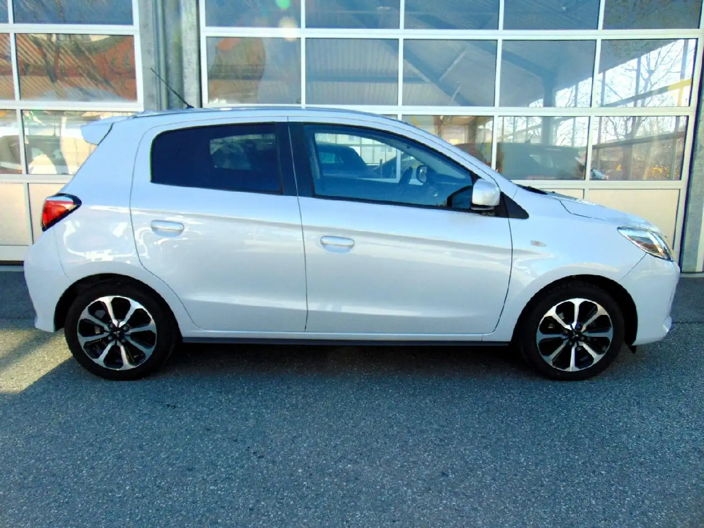 Mitsubishi Space Star Space Star Select+ Automatik Blanc - 2