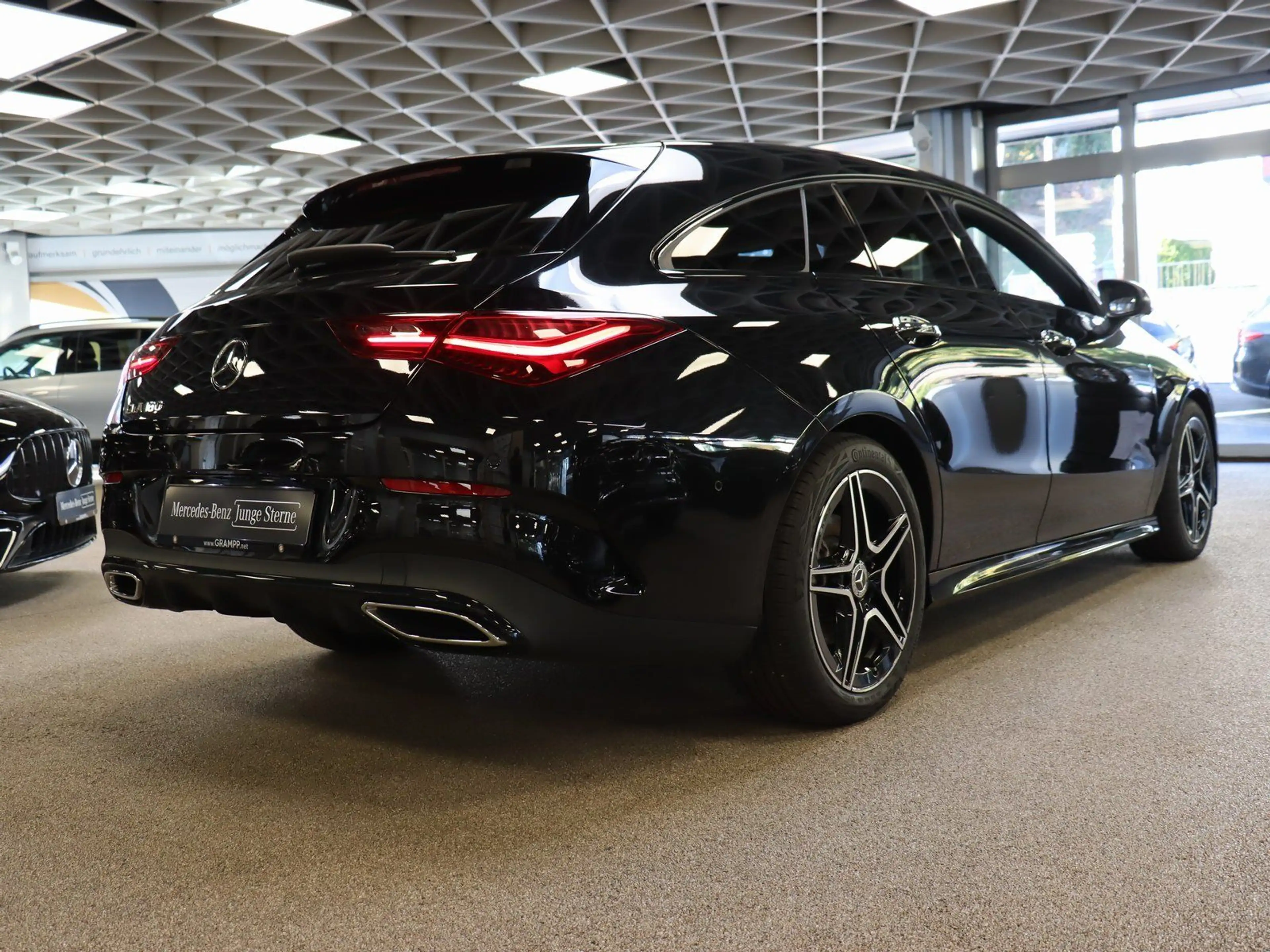 Mercedes-Benz CLA 180 AMG Pano/Fahrassi/LED/Burmester/Night — photo 5