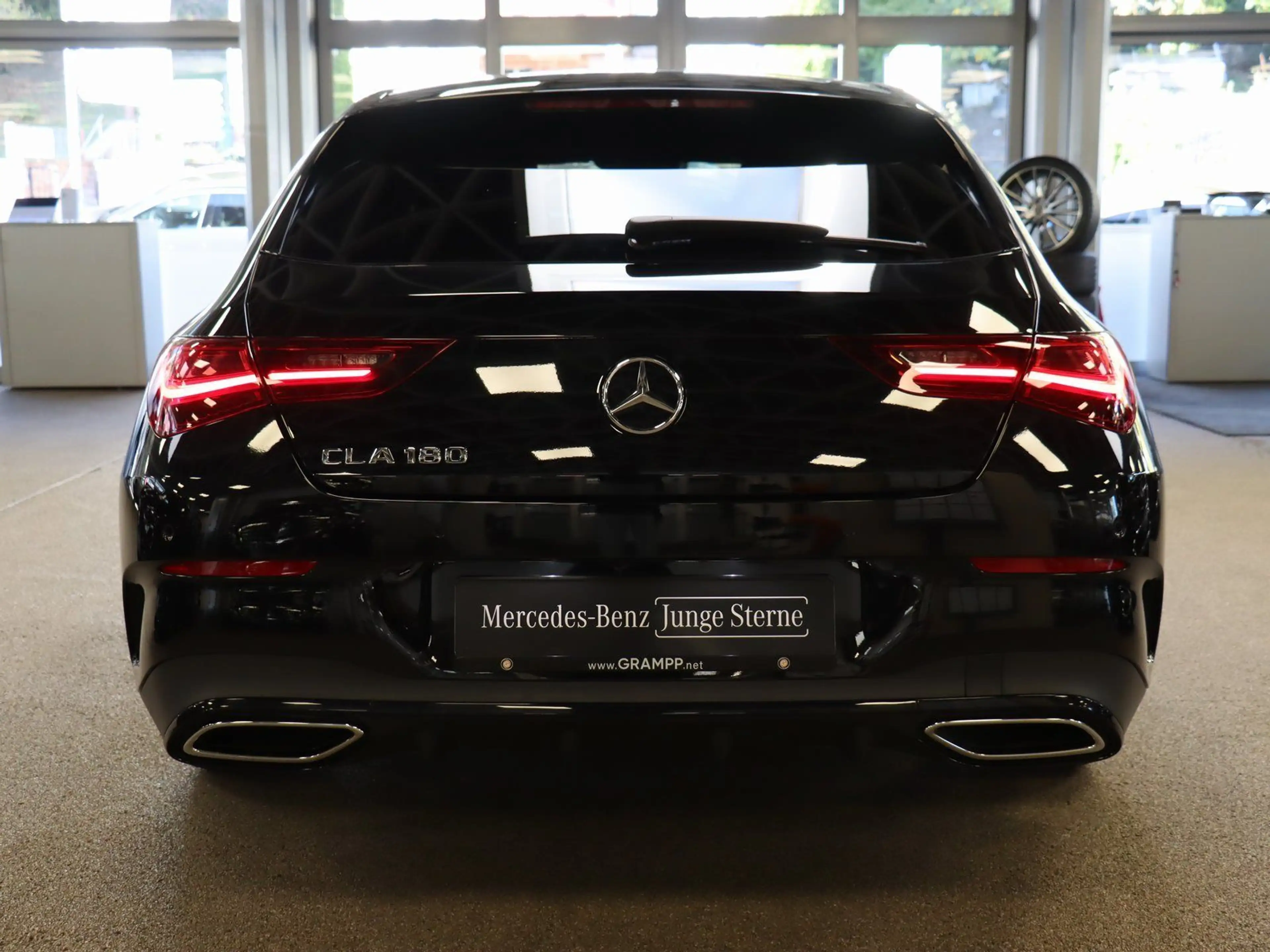 Mercedes-Benz CLA 180 AMG Pano/Fahrassi/LED/Burmester/Night — photo 6