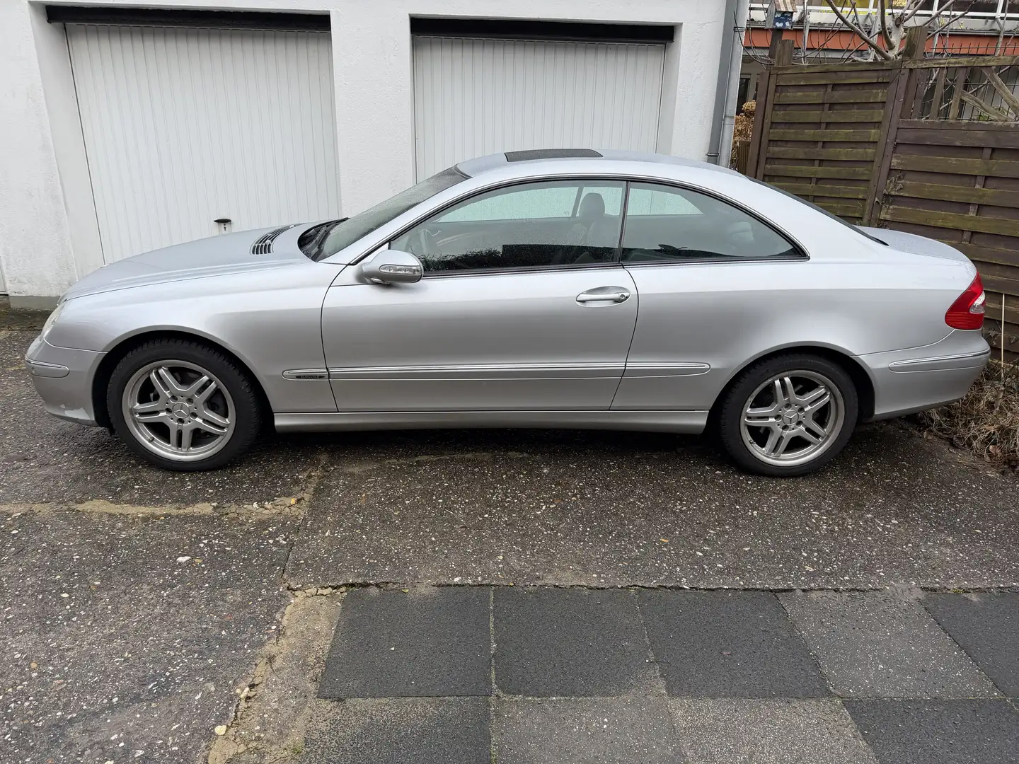 Mercedes-Benz CLK 240 - 2