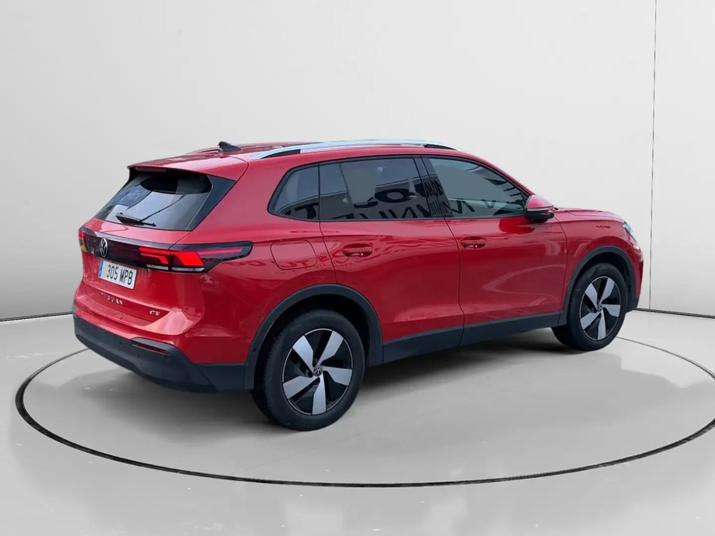 Volkswagen Tiguan 1.5 eTSI Life DSG 110kW Rojo - 2