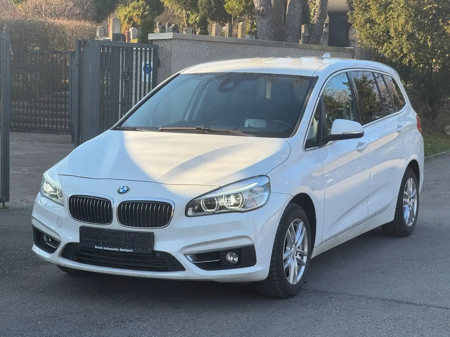 BMW 218 Luxury Line Weiß - 1