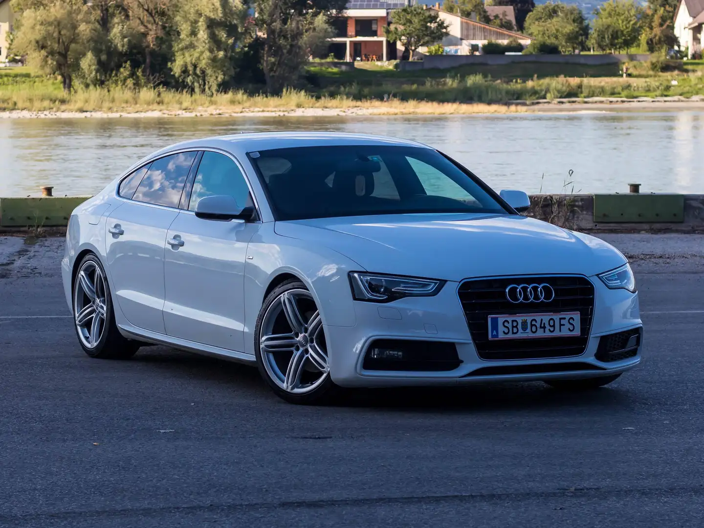 Audi A5 A5 SB 1,8 TFSI Weiß - 1