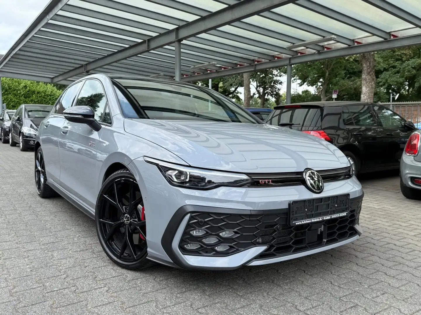 Volkswagen Golf VIII 2.0 TSI GTI|Black Style|Pano|HuD|Facel Gris - 1
