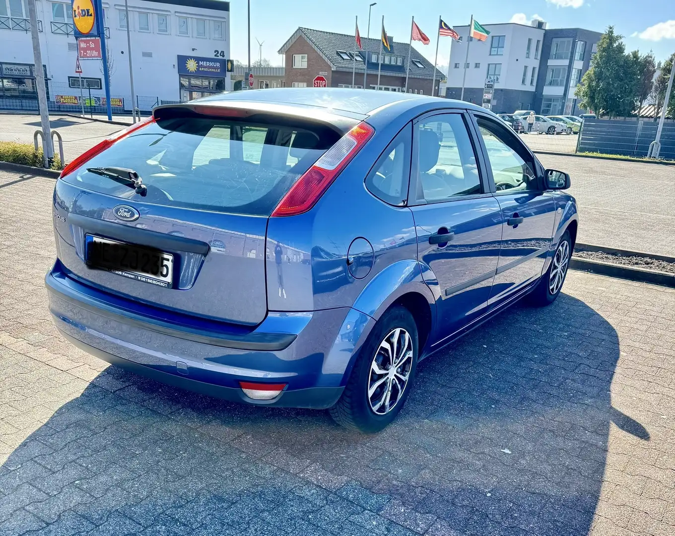 Ford Focus 1.6 16V Trend tüv neu - 1