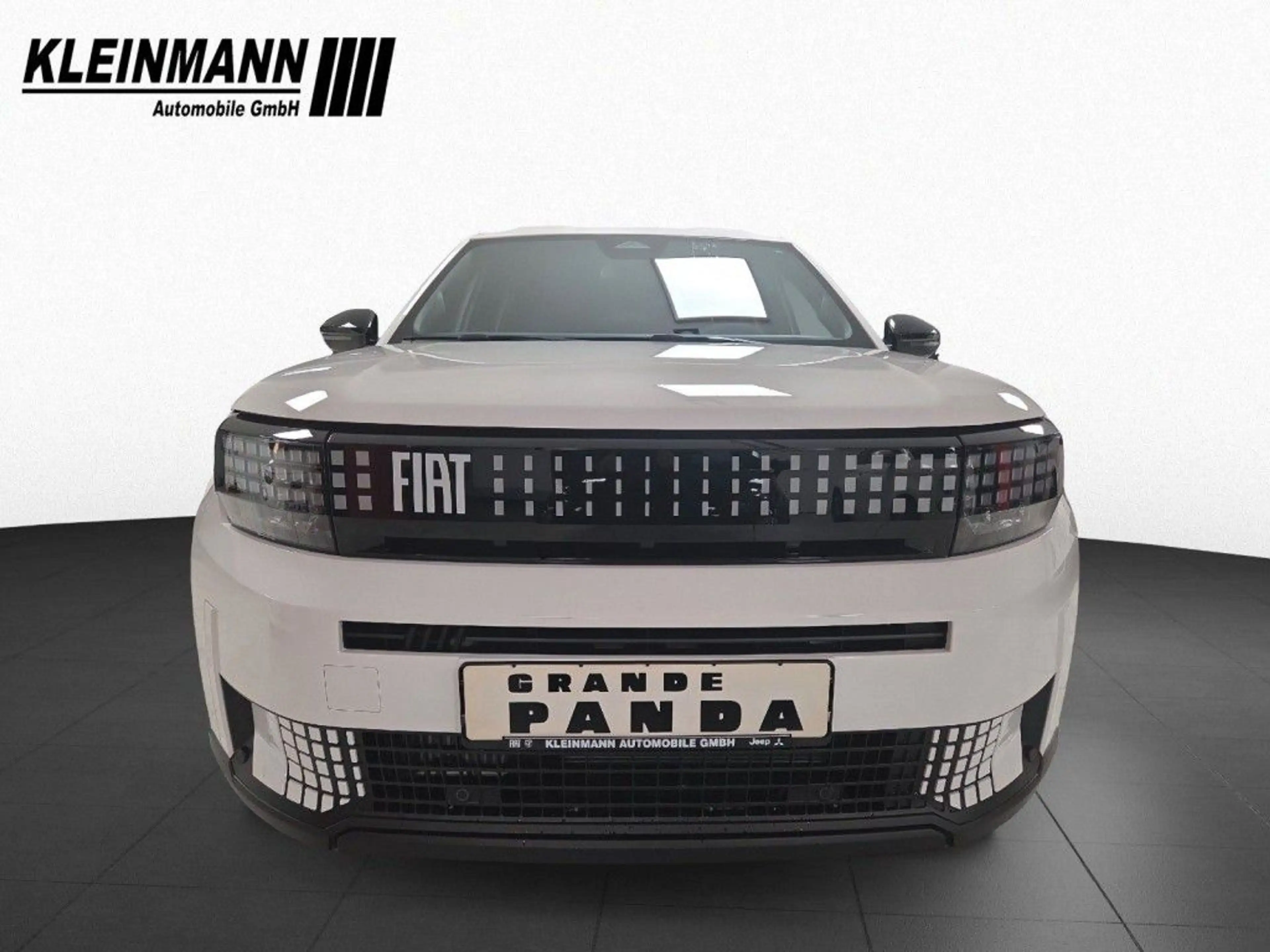 Fiat Grande Panda Hybrid "Business Edition" DCT — photo 3