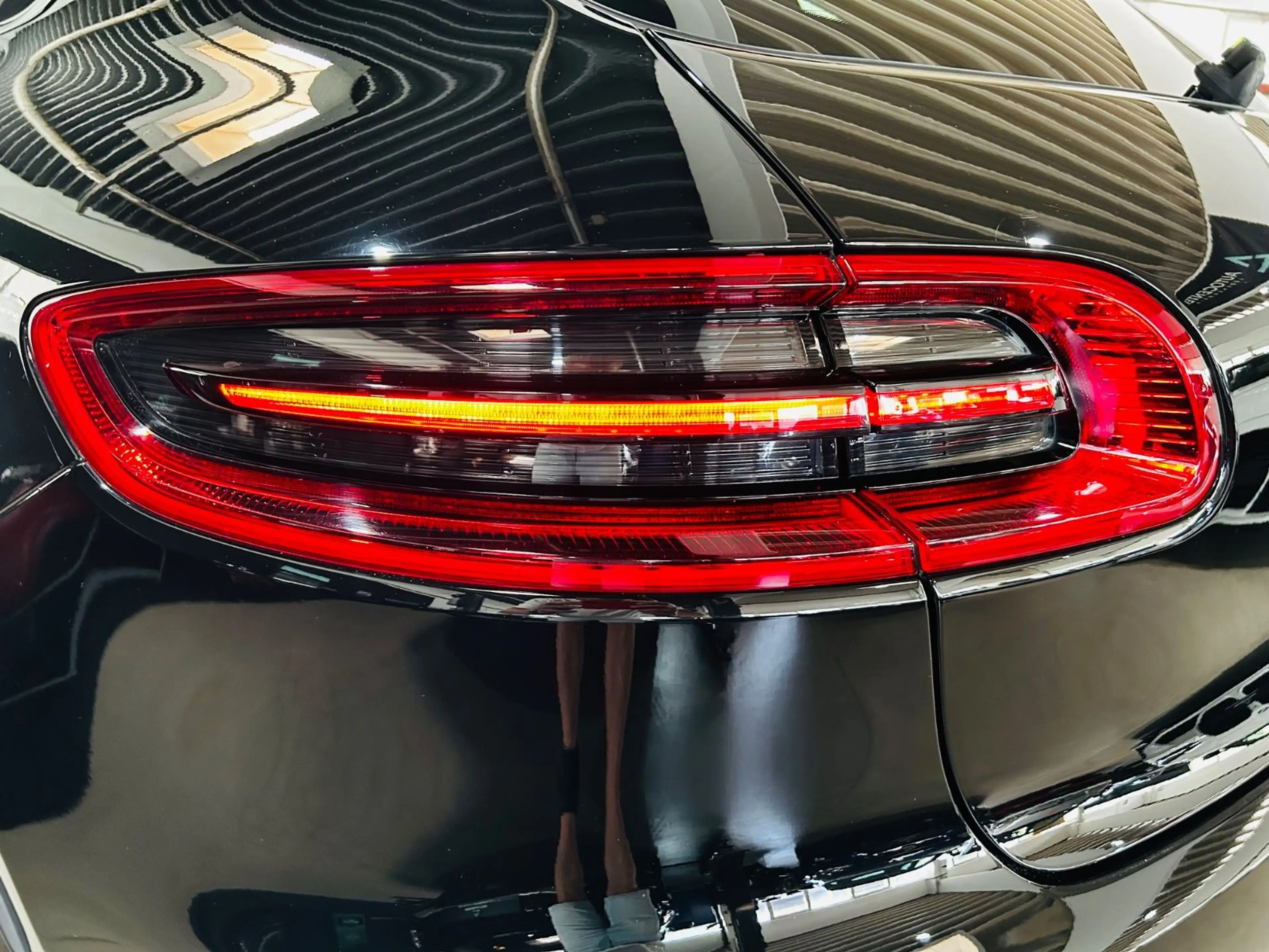 Porsche Macan S Diesel *Memory Paket*Kamera*Standheizung — photo 12
