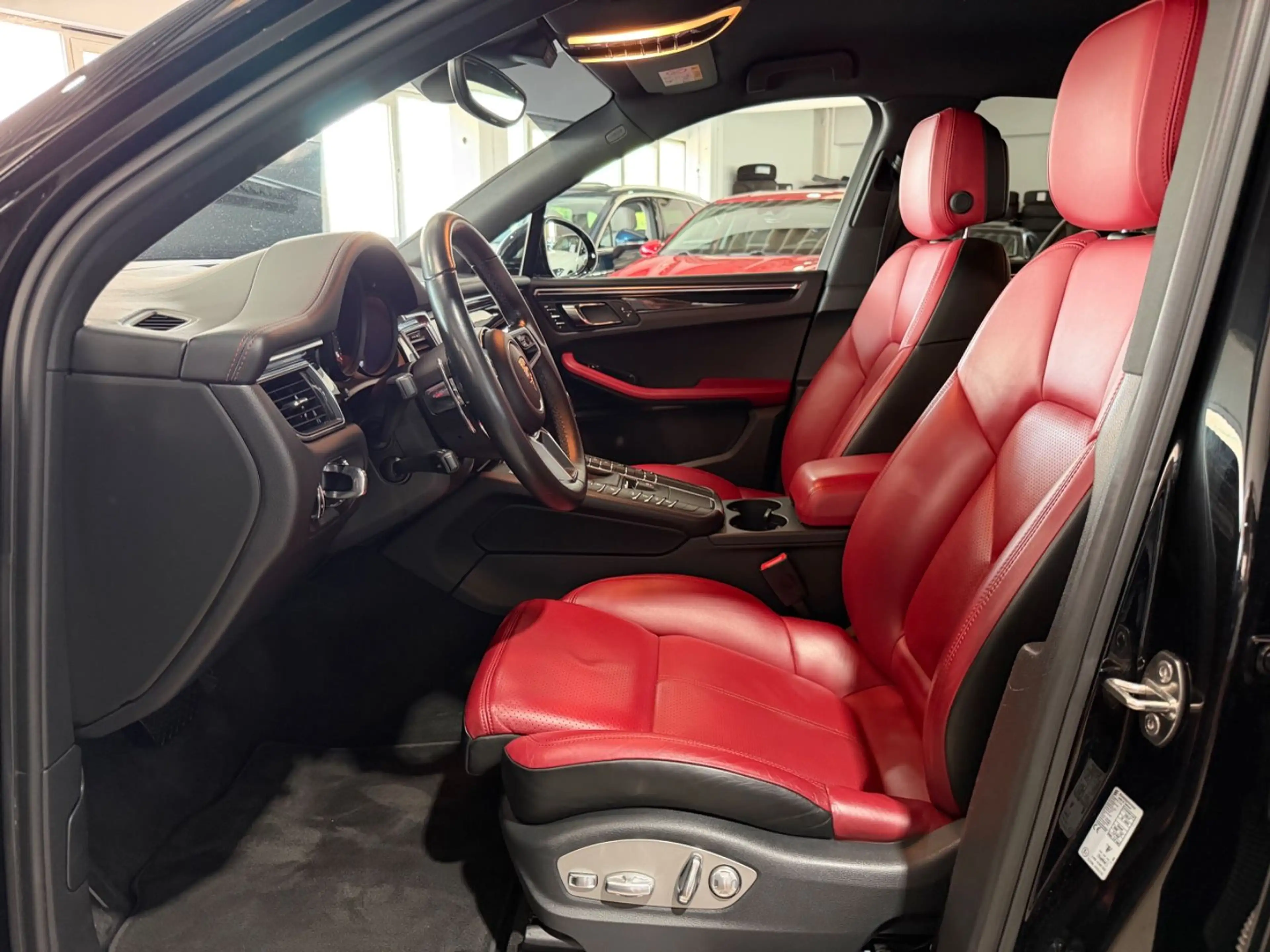 Porsche Macan S Diesel *Memory Paket*Kamera*Standheizung — photo 14