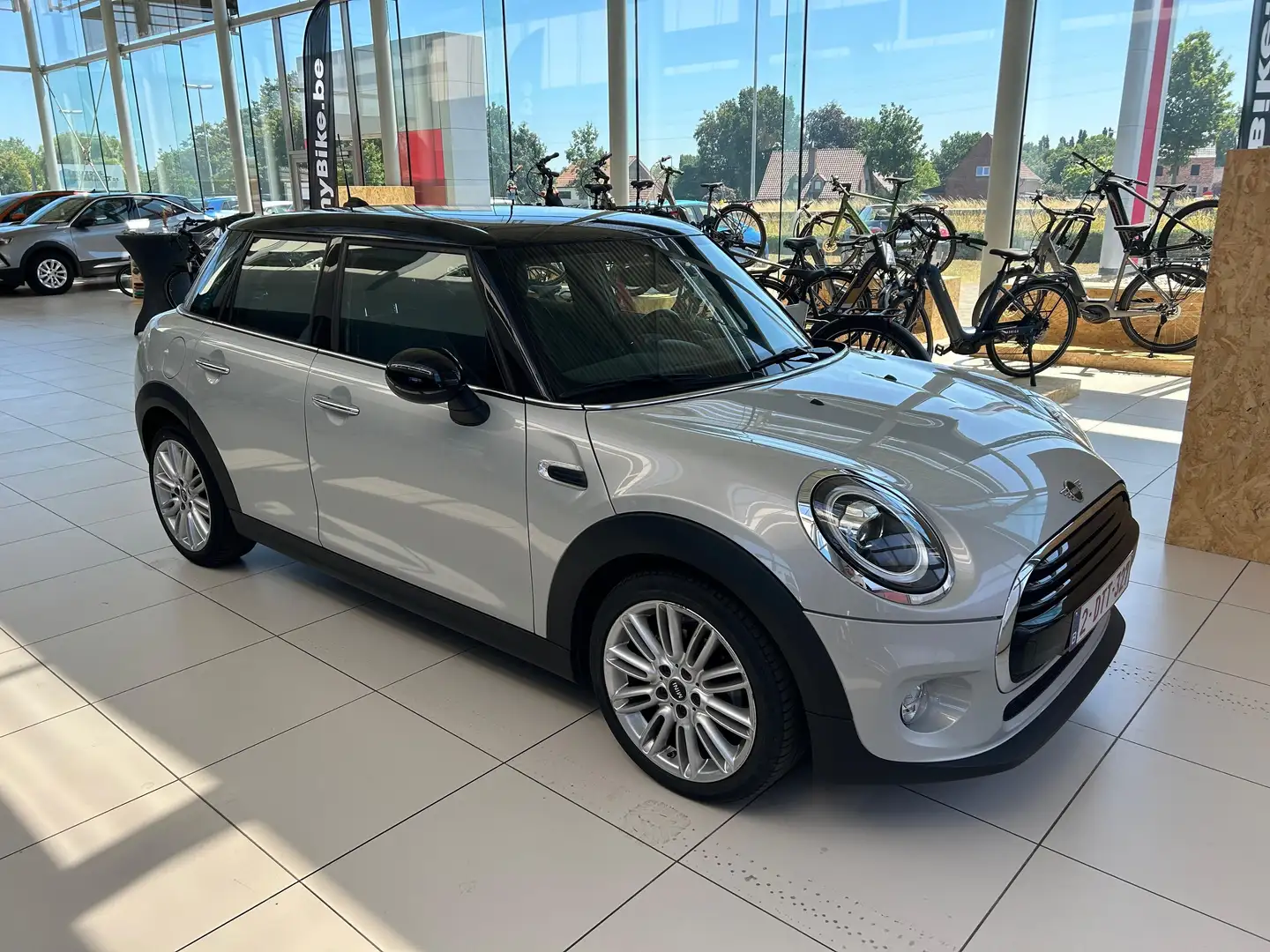 MINI Cooper Mini Cooper Aut. 60 Years Gris - 1