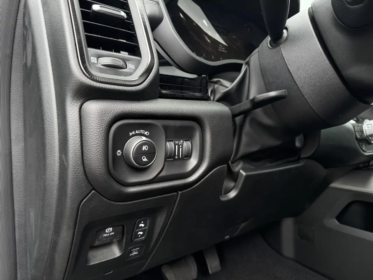 RAM 1500 fotografie RAM 1500