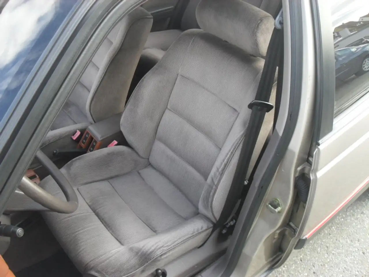 Peugeot 405 SRI Climatisse Automatik Tolle Ausstattung!!!, foto 10