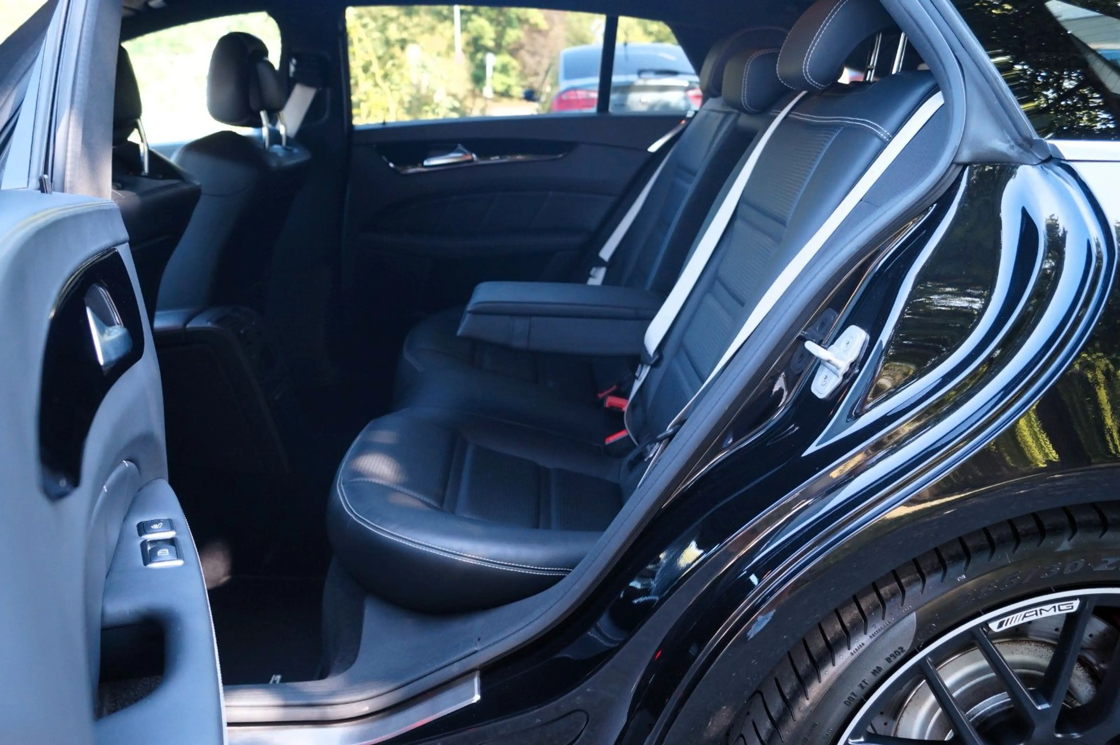 Mercedes-Benz CLS CLS 63 S AMG 4Matic — photo 10