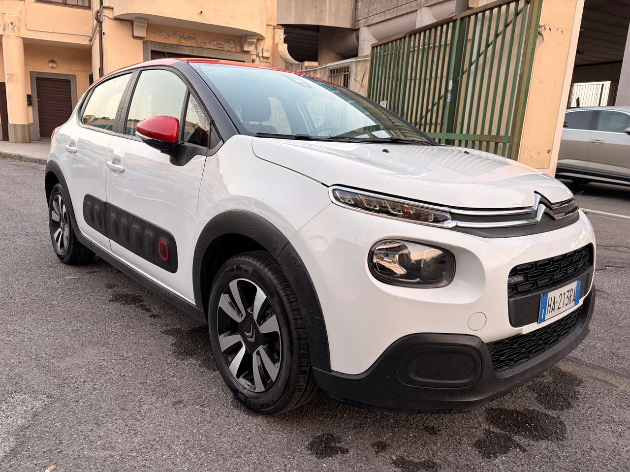 Citroen C3 C3 III 2017 1.2 puretech Shine 82cv