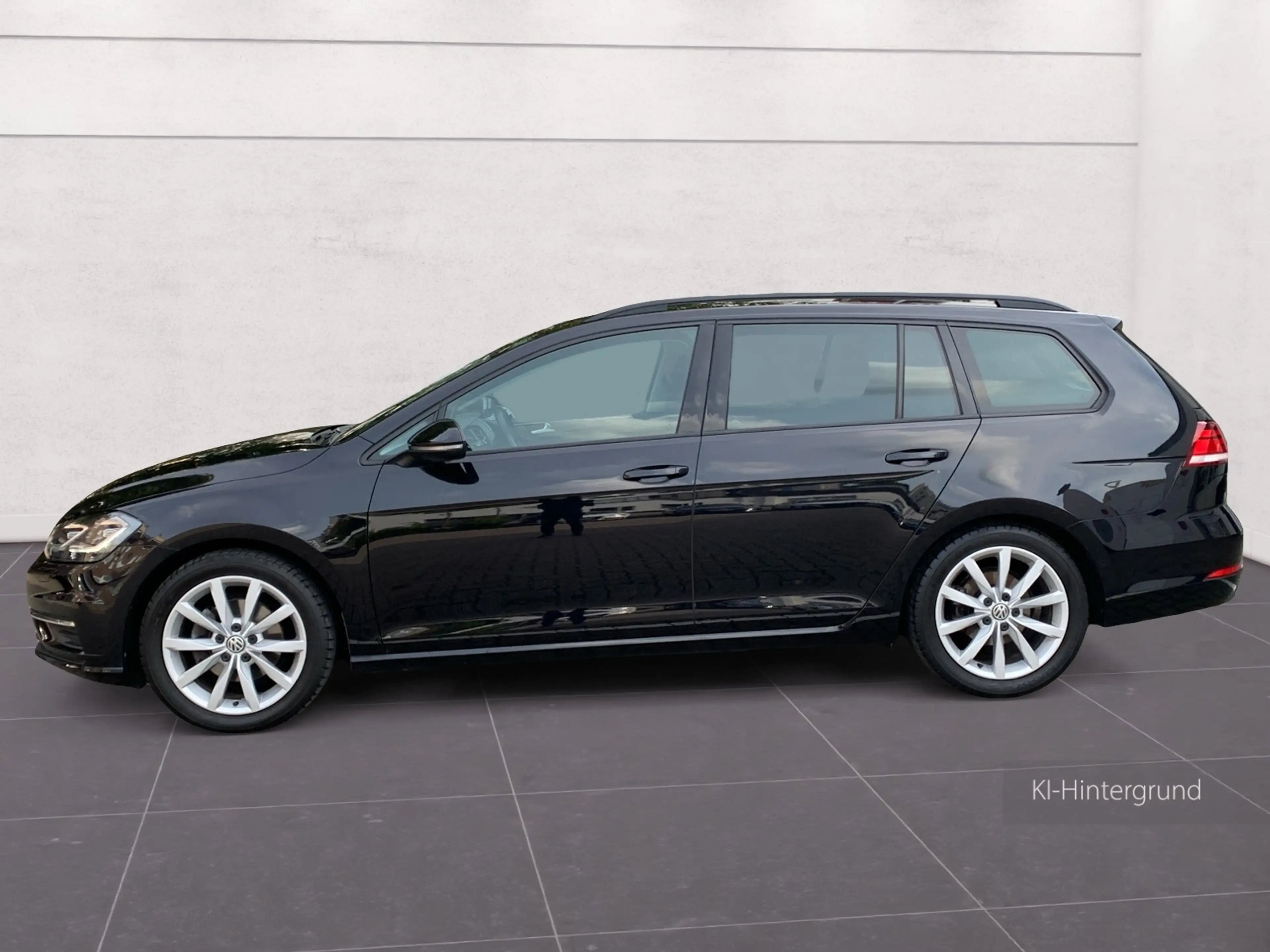 Volkswagen Golf Variant VII Var. Comfortline 1.4 TSI AHK NAV 17" PDC LED — photo 8