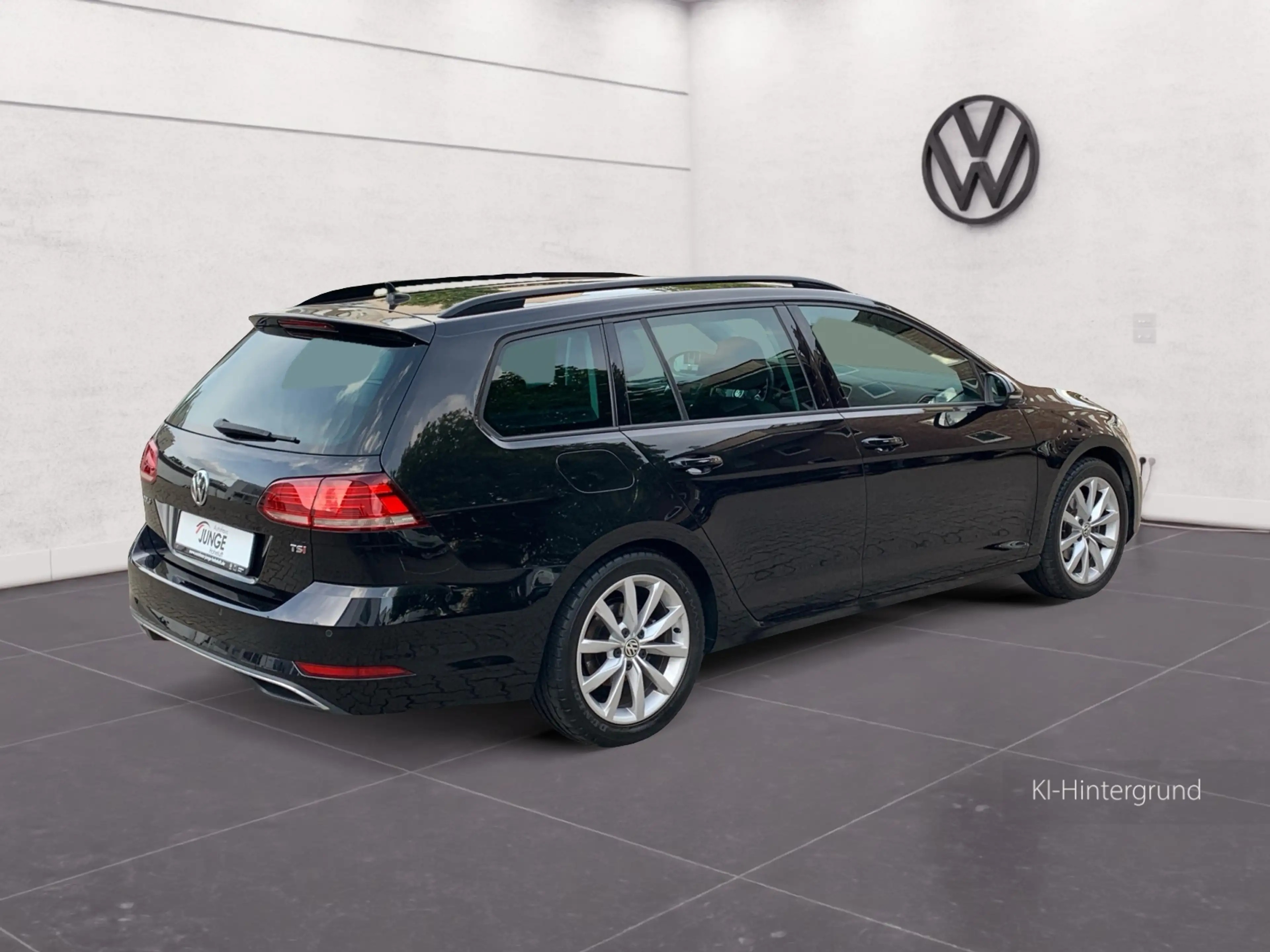 Volkswagen Golf Variant VII Var. Comfortline 1.4 TSI AHK NAV 17" PDC LED — photo 10
