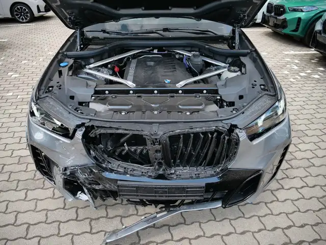 BMW X5 X5 view 4