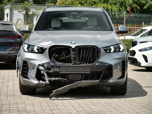 BMW X5 X5 view 2