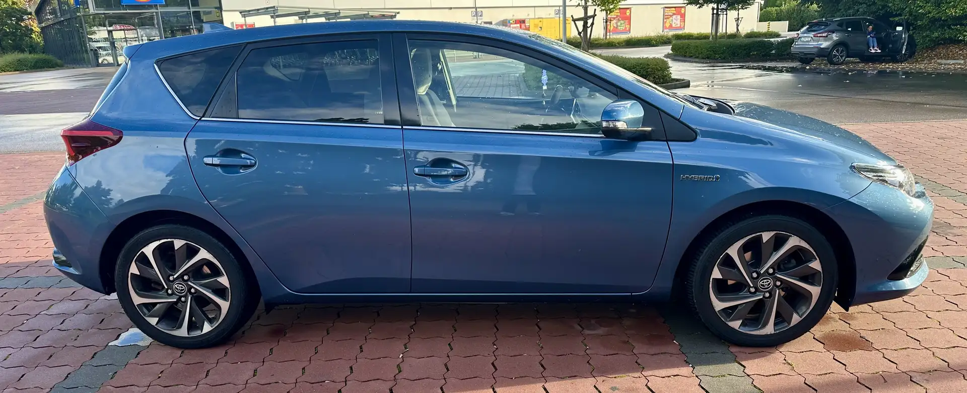 Toyota Auris 1.8 Hybrid - 2