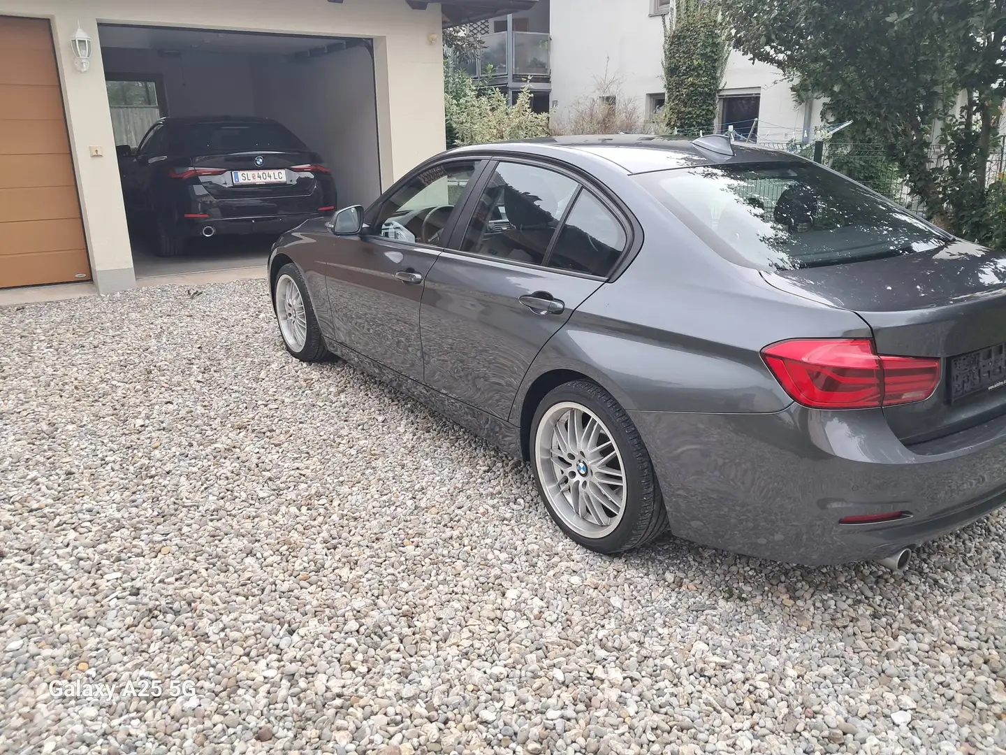 BMW 318 318d Gran Turismo Grau - 2