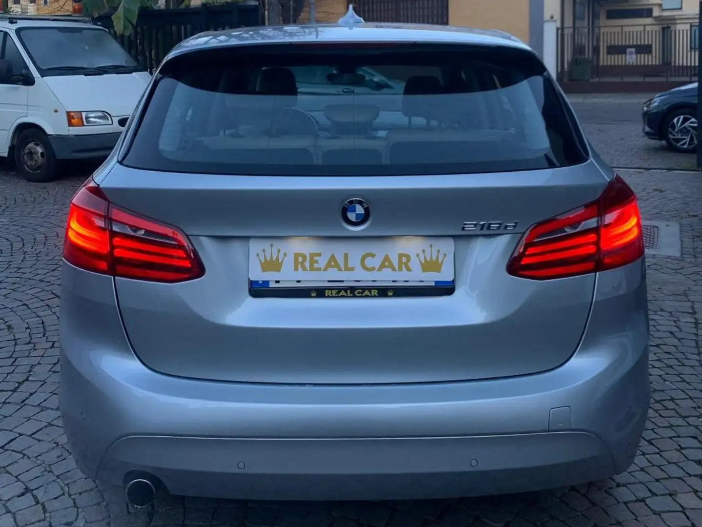 BMW 218 218d Active Tourer auto Argento - 2