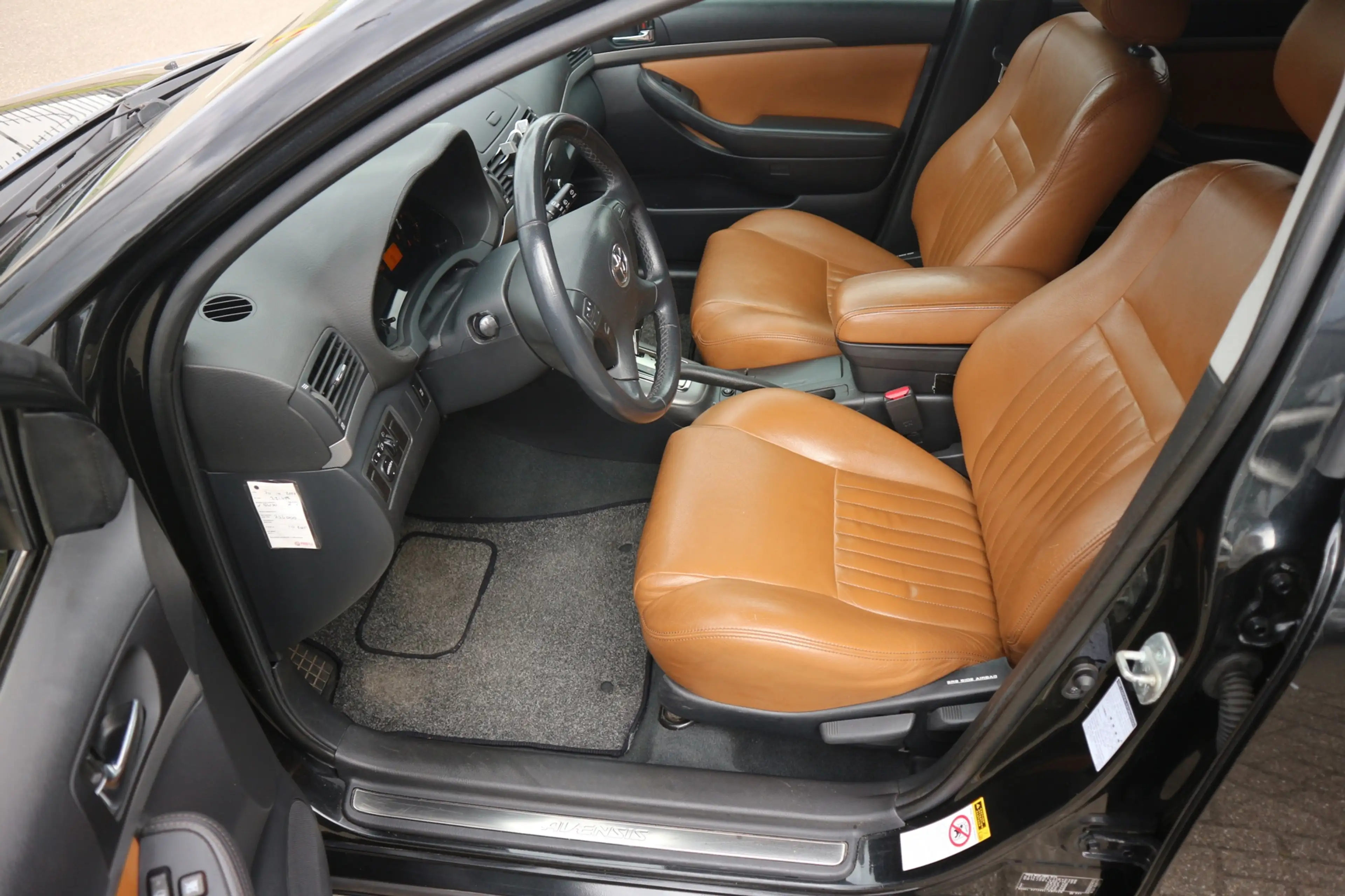 Toyota Avensis Wagon 2.0 VVTi Business Pro / AUTOMAAT / LEER ! ! — photo 2