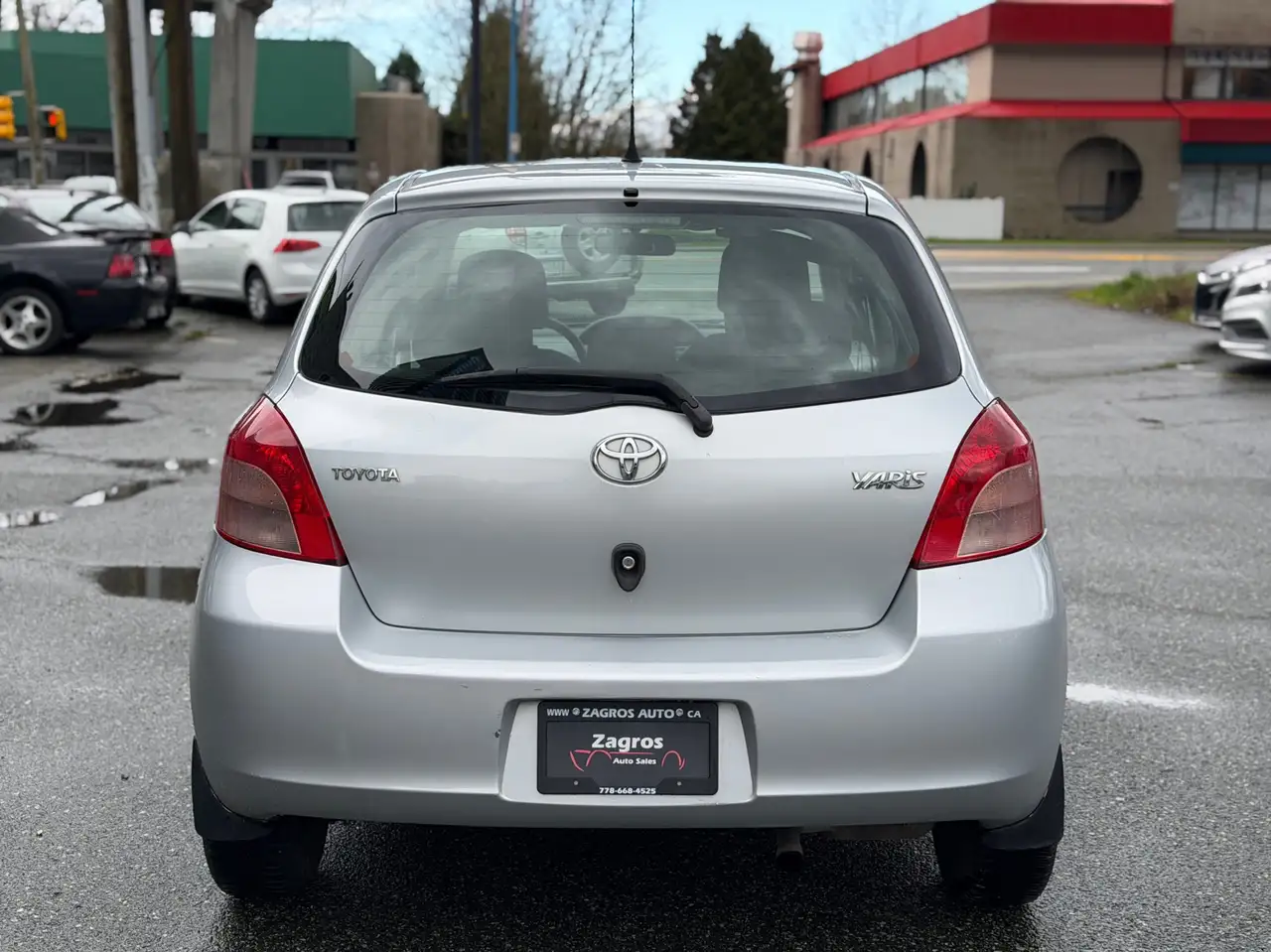 Toyota Yaris снимка Toyota Yaris