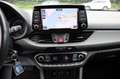 Hyundai i30 1.4 YES!/AUTM./NAVI/CAM/ALLW./PDC/SCHECKHEFT Silver - thumbnail 17
