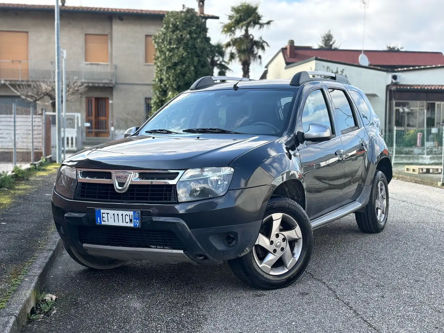 Dacia Duster 1.6 Delsey Gpl 4x2 110cv Nero - 1