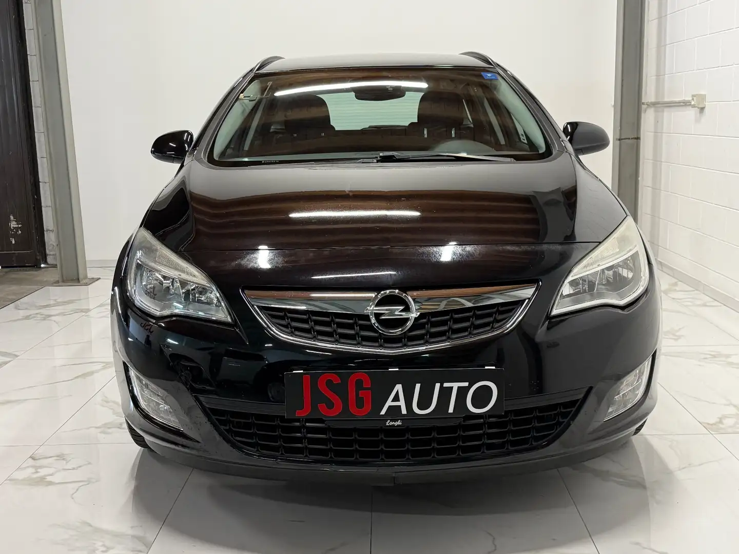 Opel Astra 1.4 Turbo 140CV Sports Tourer Cosmo Noir - 2