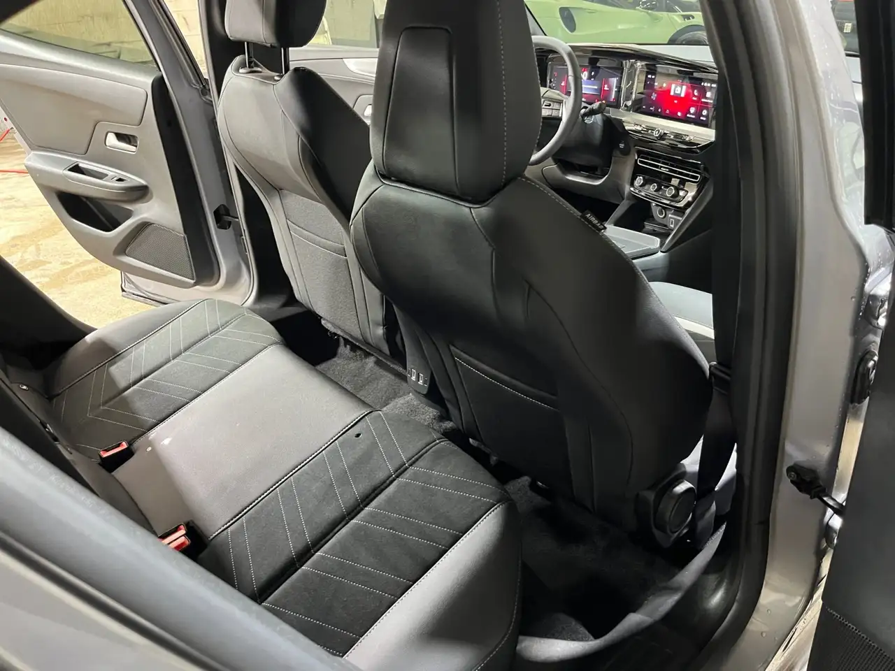 Opel Mokka 1.2 Turbo GS LED Navi SHZ Kam. KeyLess LM, миниатюра 19