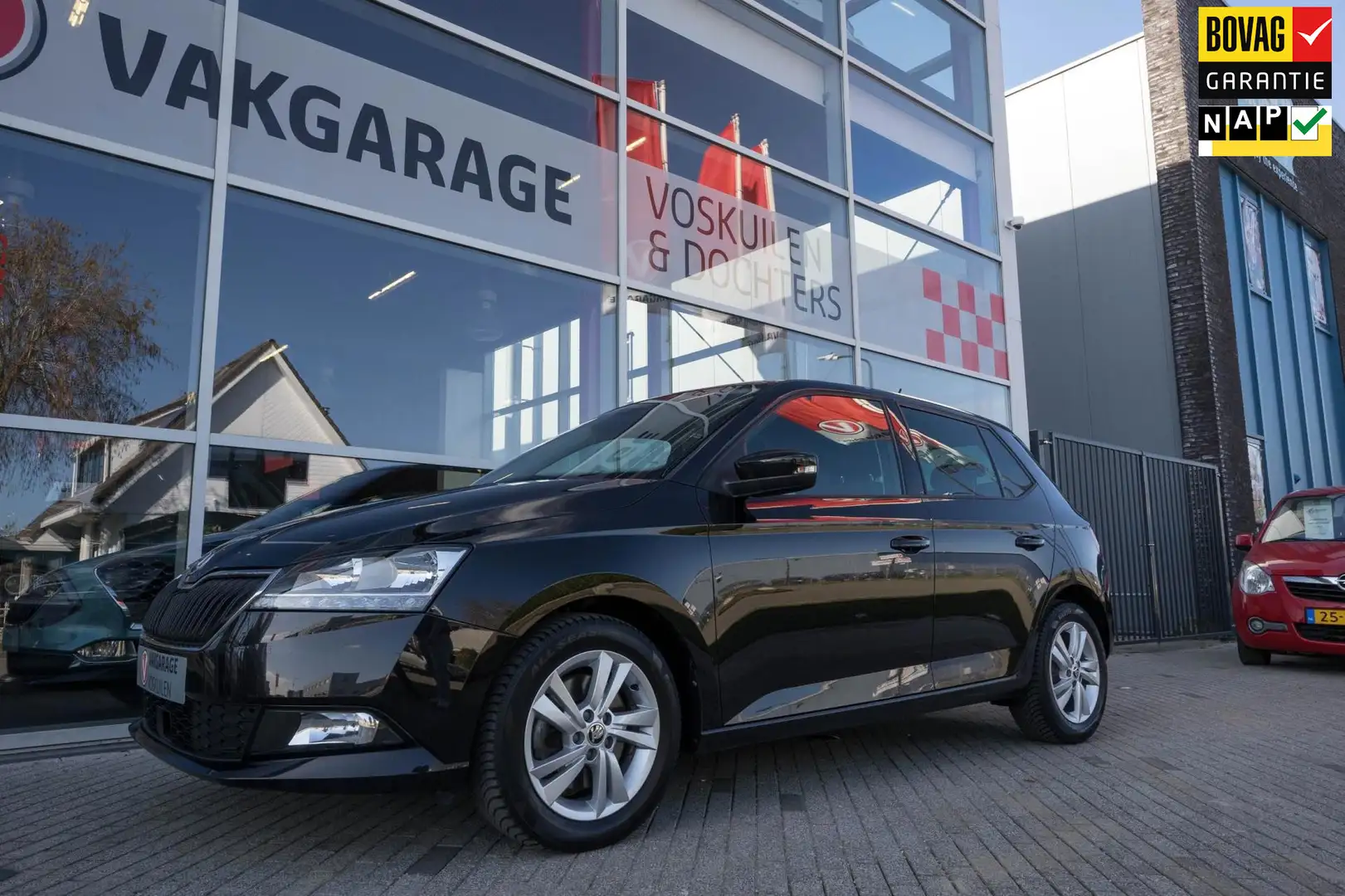 Skoda Fabia 1.0 TSI Ambition | Automaat | Carplay Zwart - 1