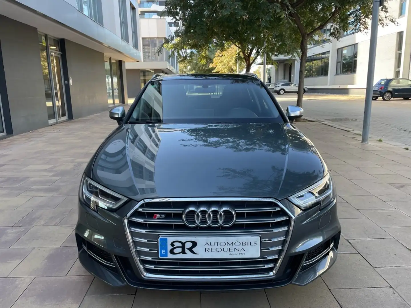 Audi S3 Sportback 2.0 TFSI S tronic quattro 228kW Grau - 2