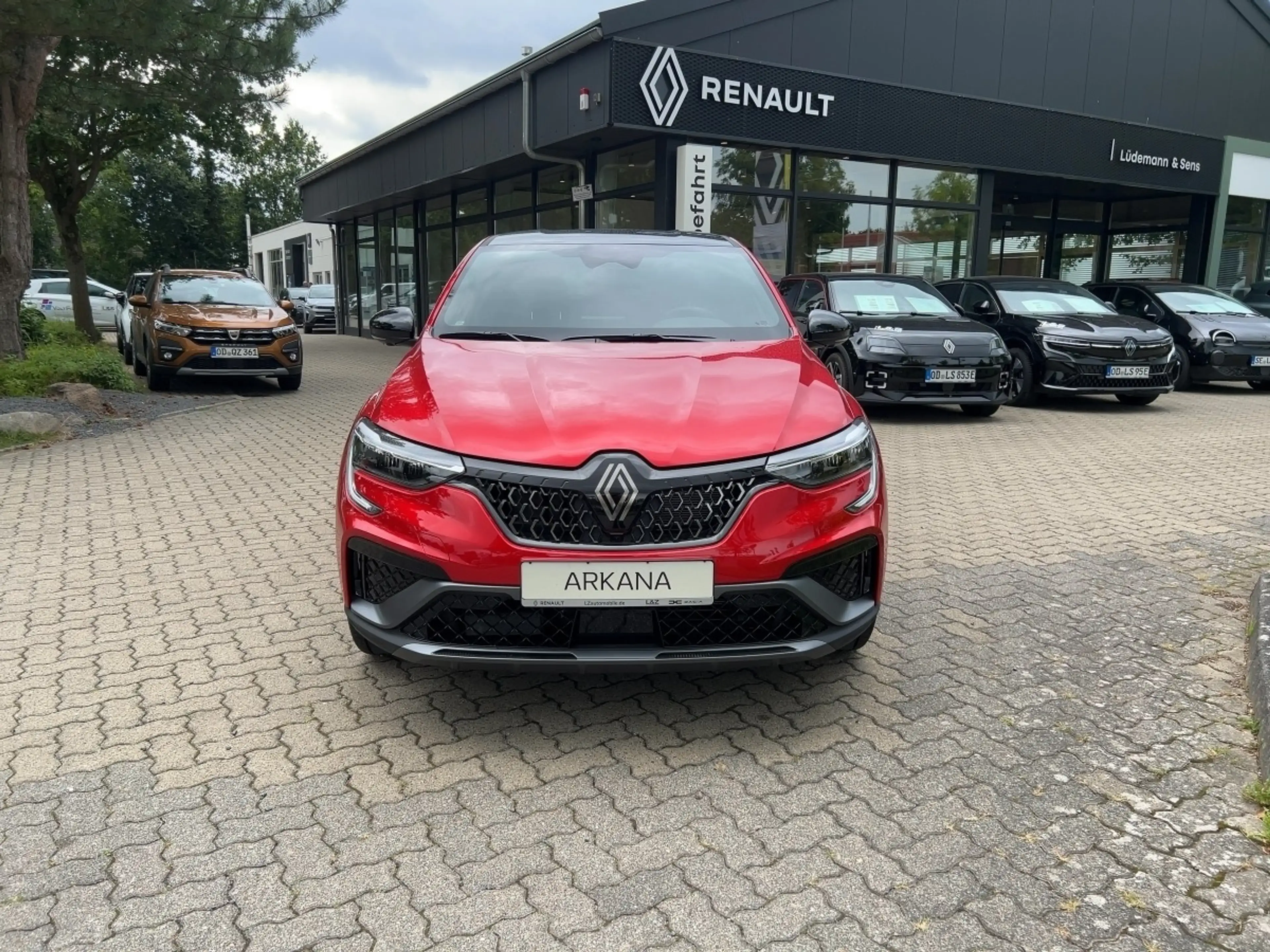 Renault Arkana TCe 160 Mild-Hybrid Esprit Alpine — photo 6