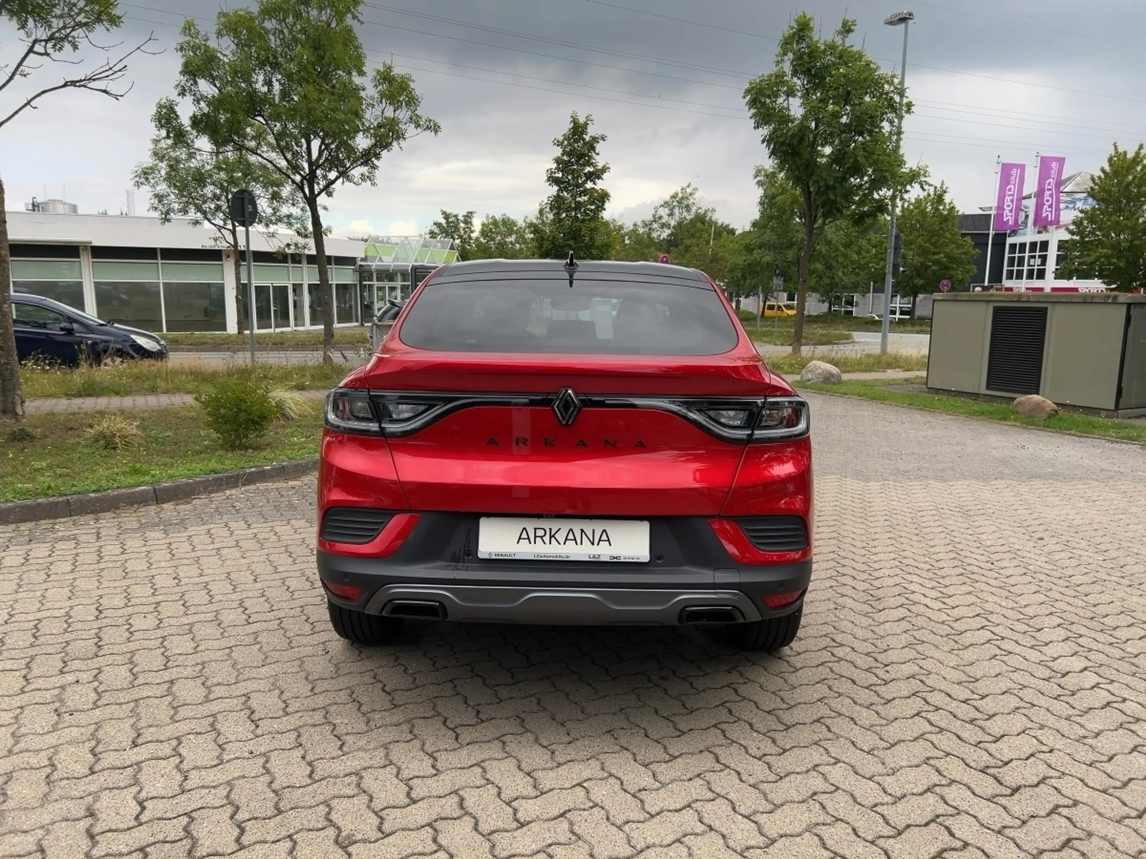 Renault Arkana TCe 160 Mild-Hybrid Esprit Alpine — photo 3
