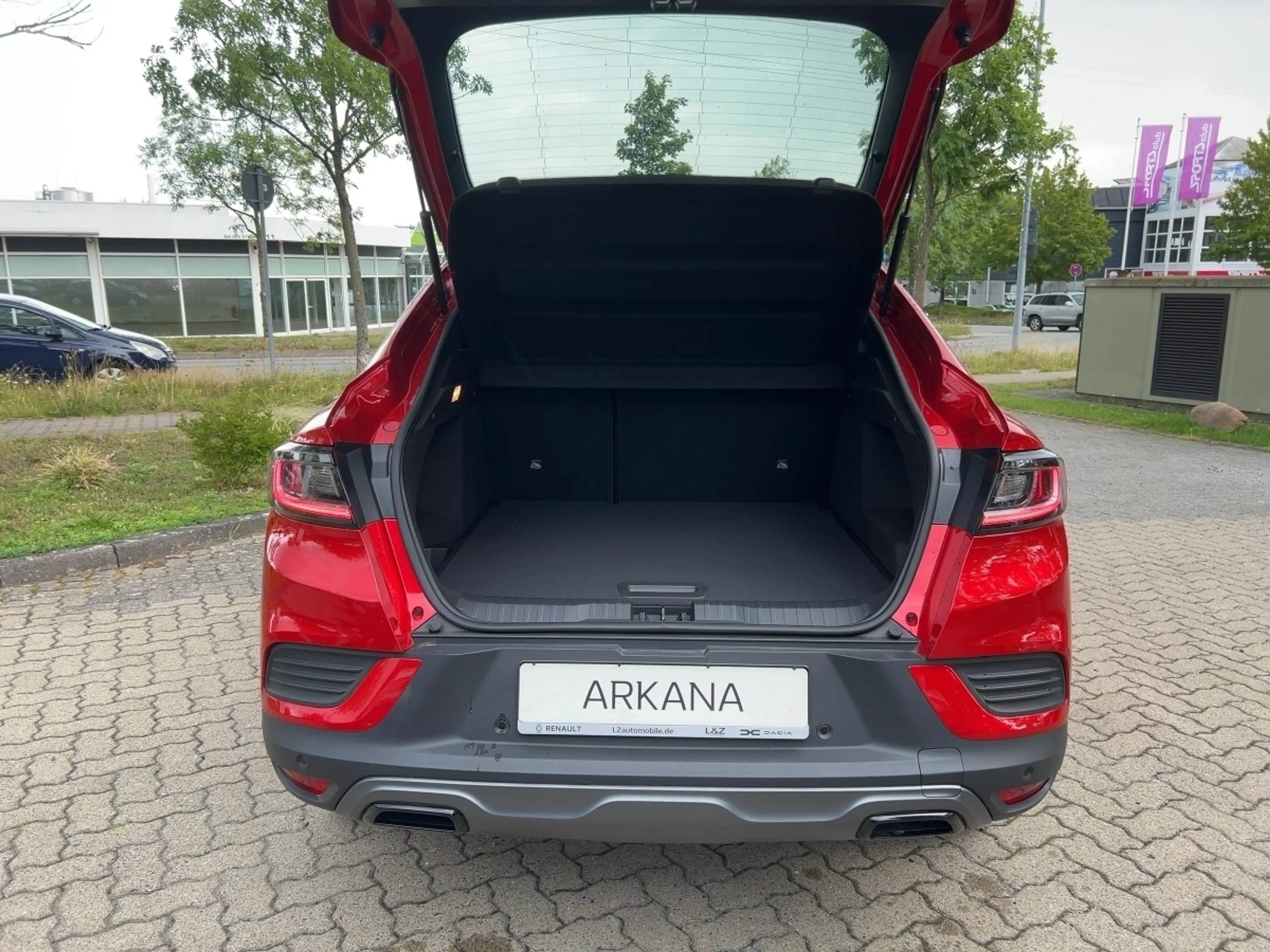 Renault Arkana TCe 160 Mild-Hybrid Esprit Alpine — photo 13
