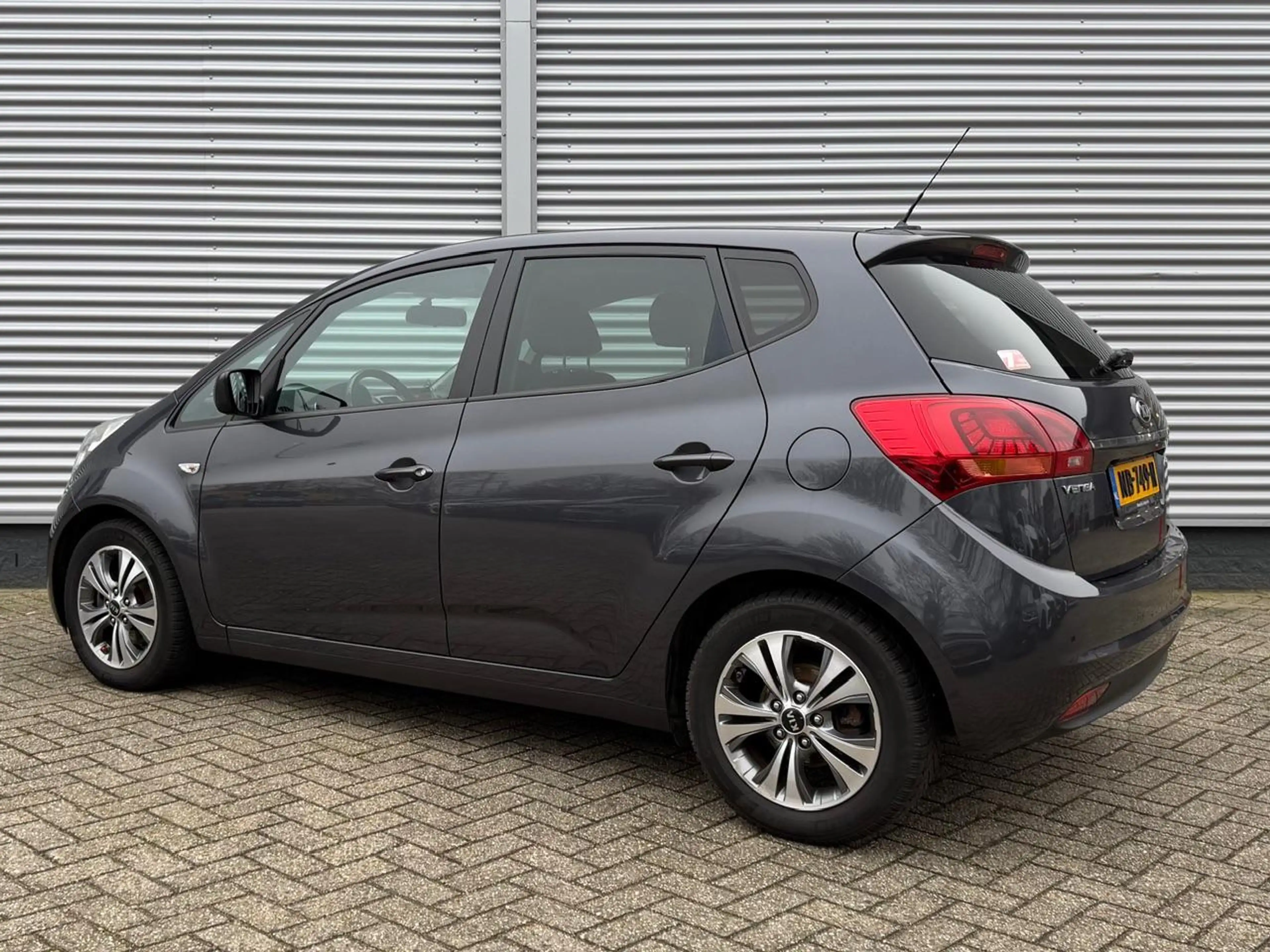 Kia Venga 1.4 CVVT 90pk DynamicPlusLine |  NL Auto | 1e Eige — photo 3