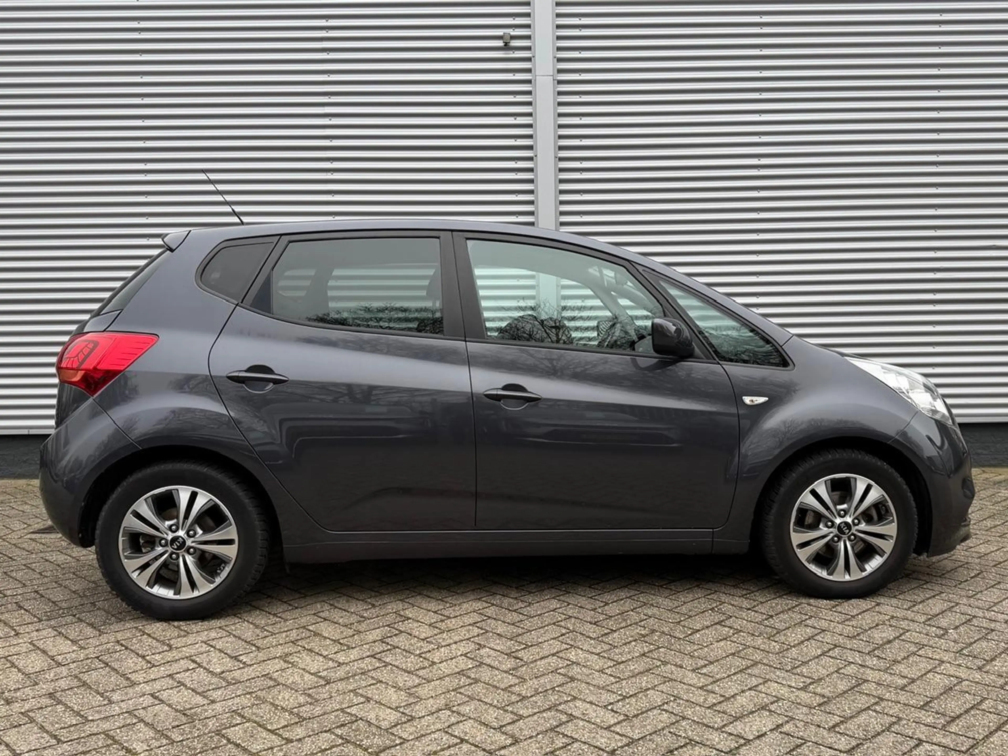 Kia Venga 1.4 CVVT 90pk DynamicPlusLine |  NL Auto | 1e Eige — photo 6