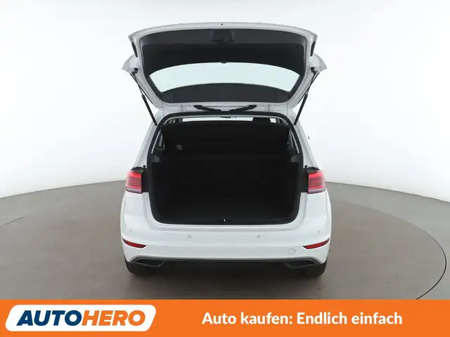 Volkswagen Golf view 16