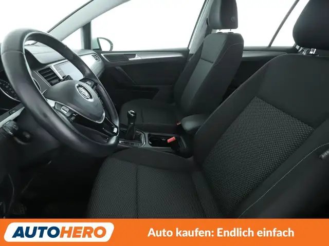 Volkswagen Golf view 10