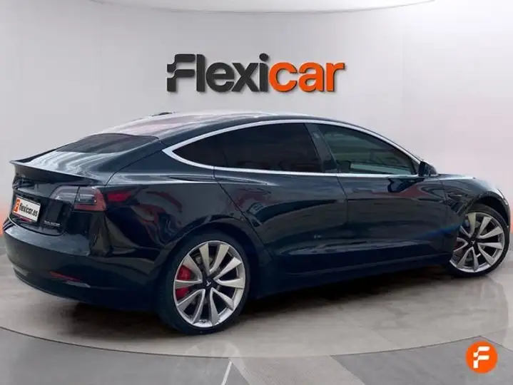 Tesla Model 3 2019, foto 8