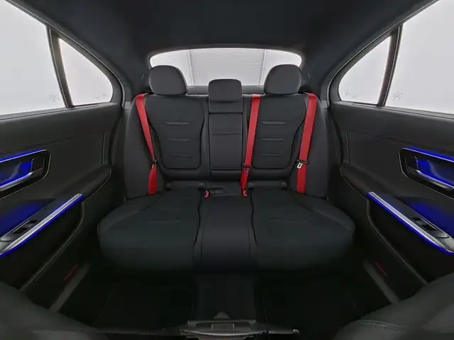 Mercedes-Benz C Class view 10